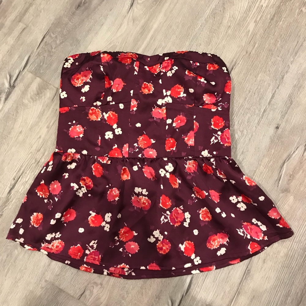 ❤️ American Eagle Floral Peplum Top